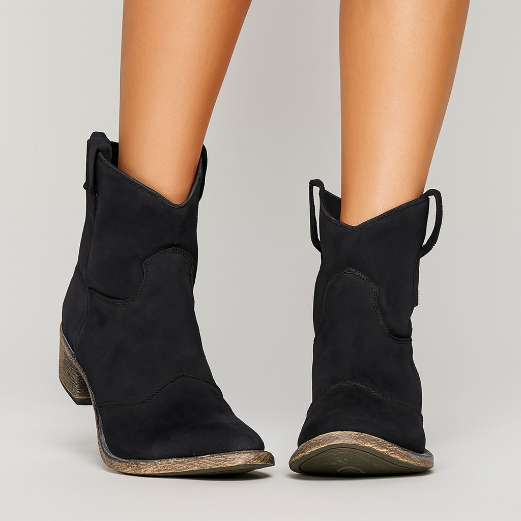 Chic Suede Boots – Elegance and Comfort for Everyday Wear